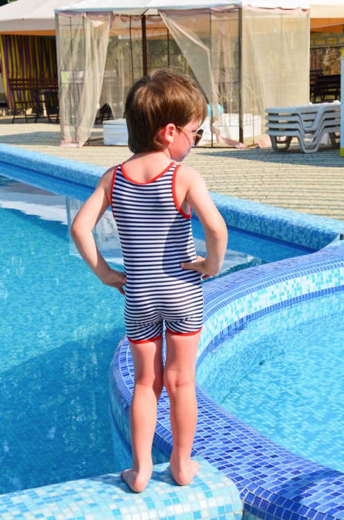 Дитячий купальник в смужку для хлопчика Della Ho-Ho - фото №5